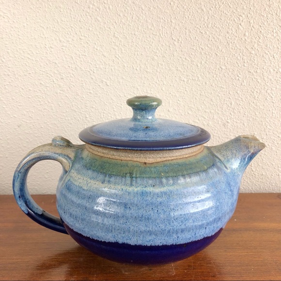 Blue Spruce Pottery handmade teapot - Picture 4 of 13